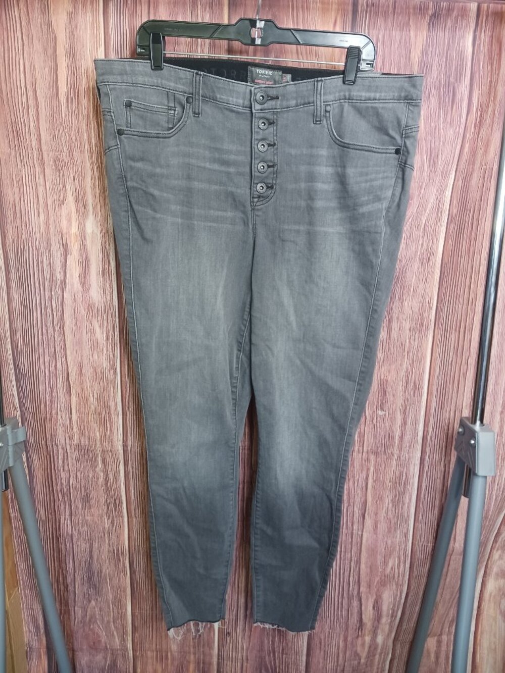 Torrid bombsell gray high rise button fly skinny jeans raw hem 18 Tall